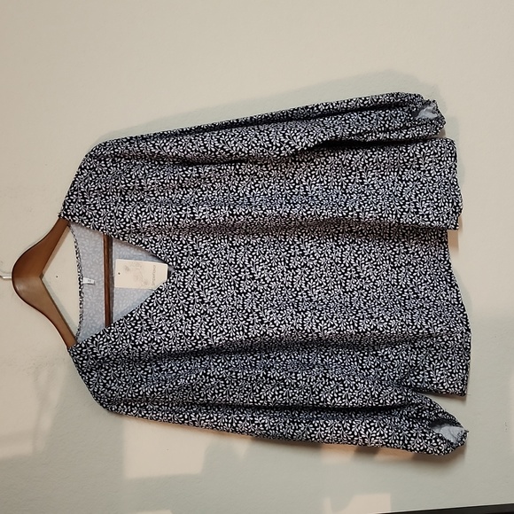 Simple Flavor - Picture 1 of 4